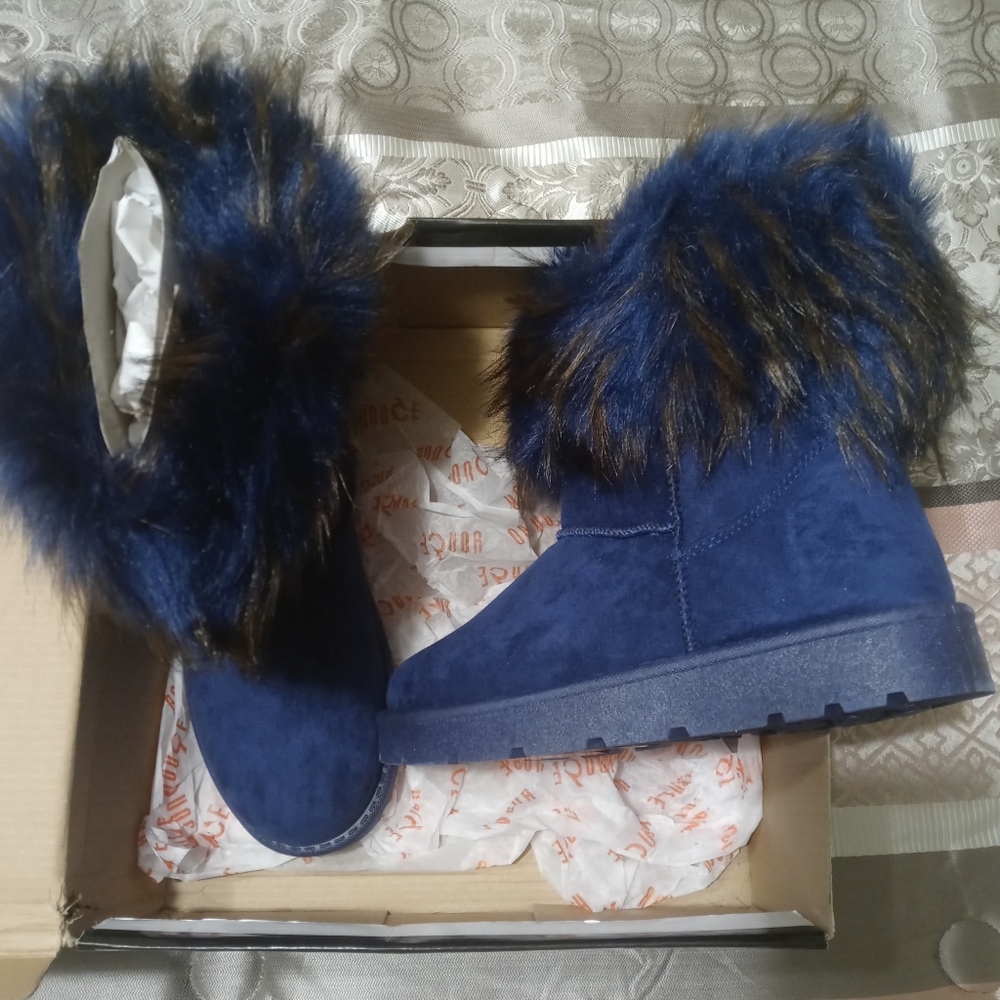 women's boots - Picture 3 of 4